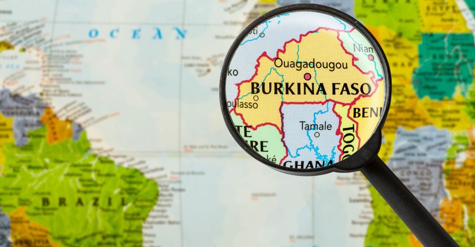 magnify Burkina on map